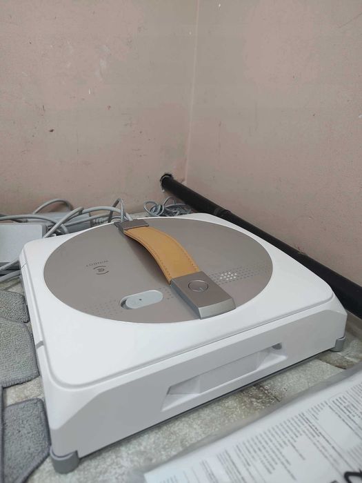 Robot do mycia okien ECOVACS Winbot W1 Pro