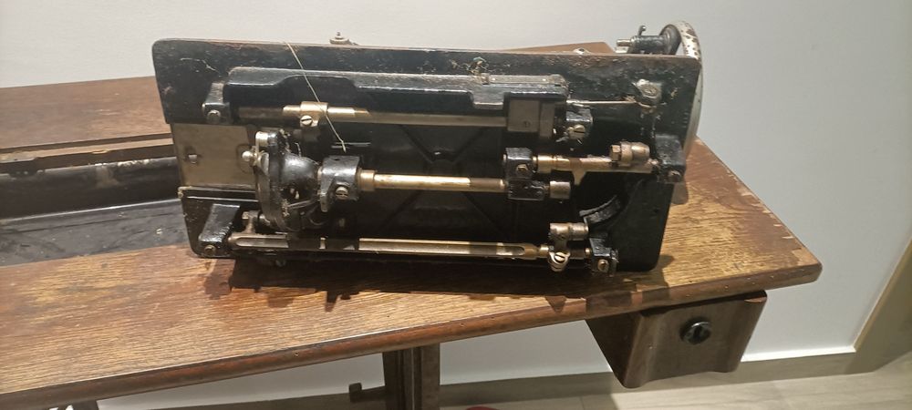 Maquina de costura antiga marca Haid & Neu