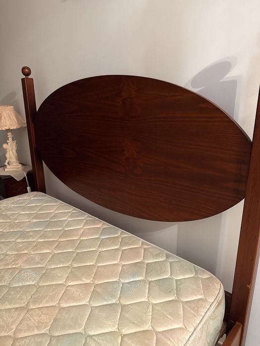 Cama casal madeira maciça
