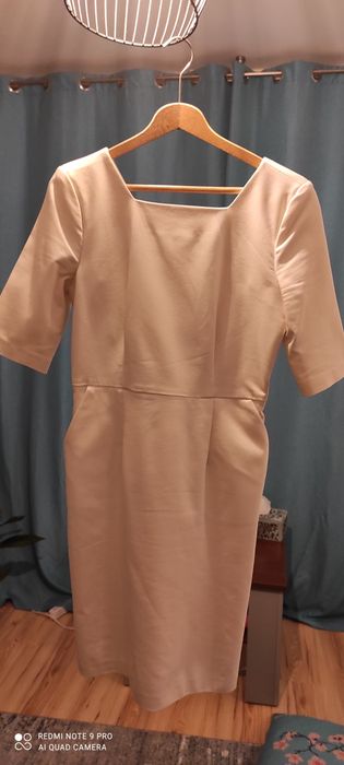 Sukienka koktajlowa ecru