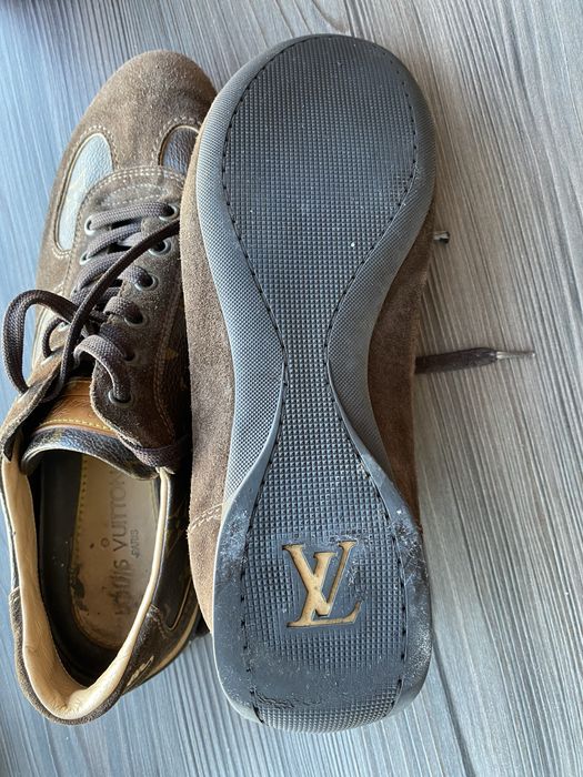 Жіночі кросіки LV. Розмір 37,5-38. Стан 7/10