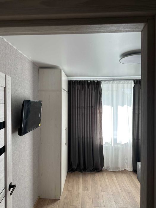 Однокімнатна квартира з євроремонтом!! Район Сади-2!!