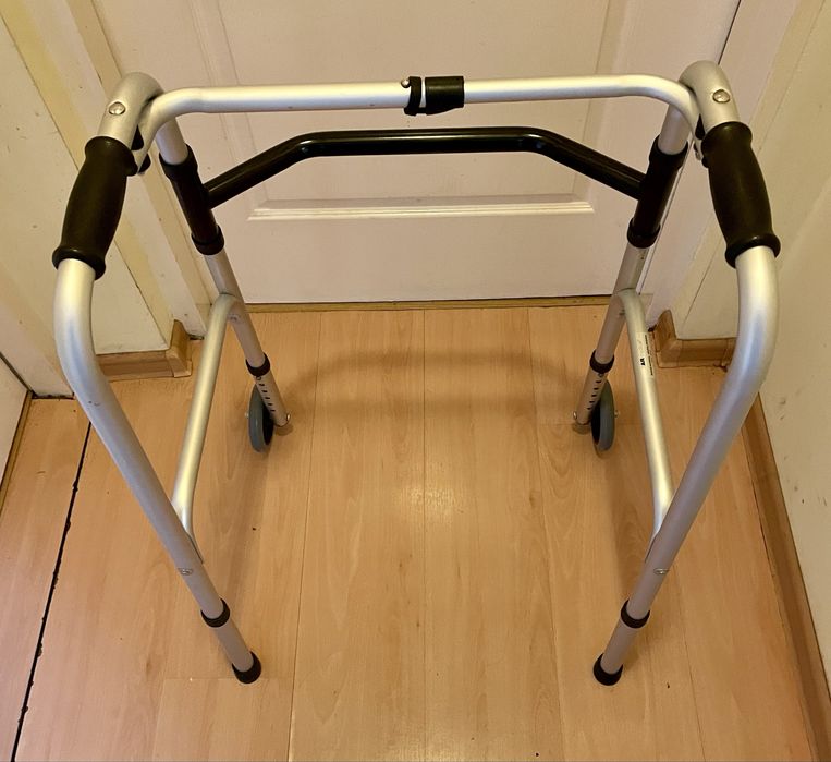 Balkonik AR-003 – jak nowy!