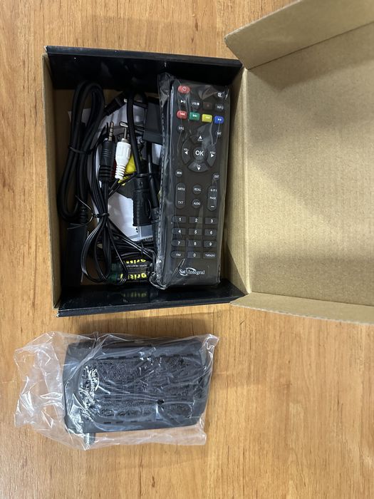 Продам супутниковий приймач Sat-Integral S-1218 HD