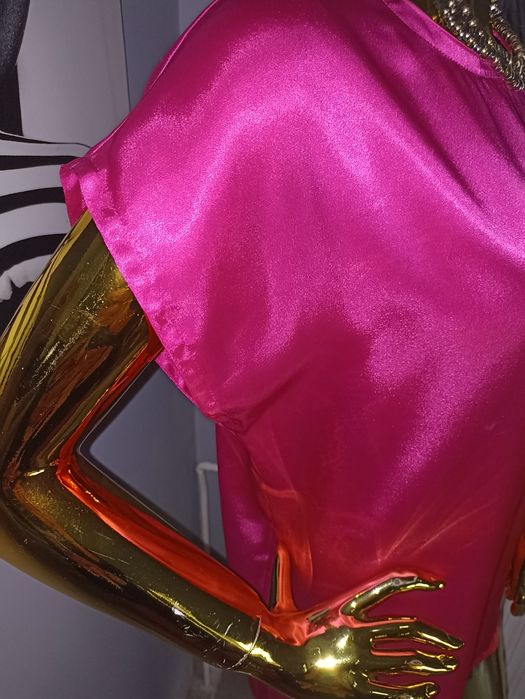 Satynowa,bluzka z krótkim rękawem fuksja R.42