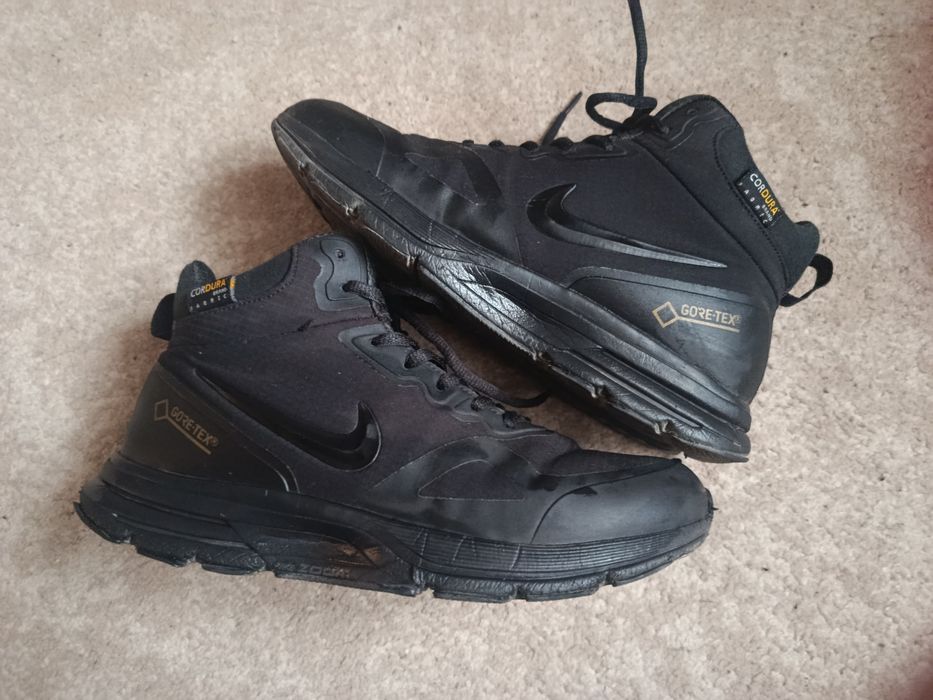 Черевики, ботинки