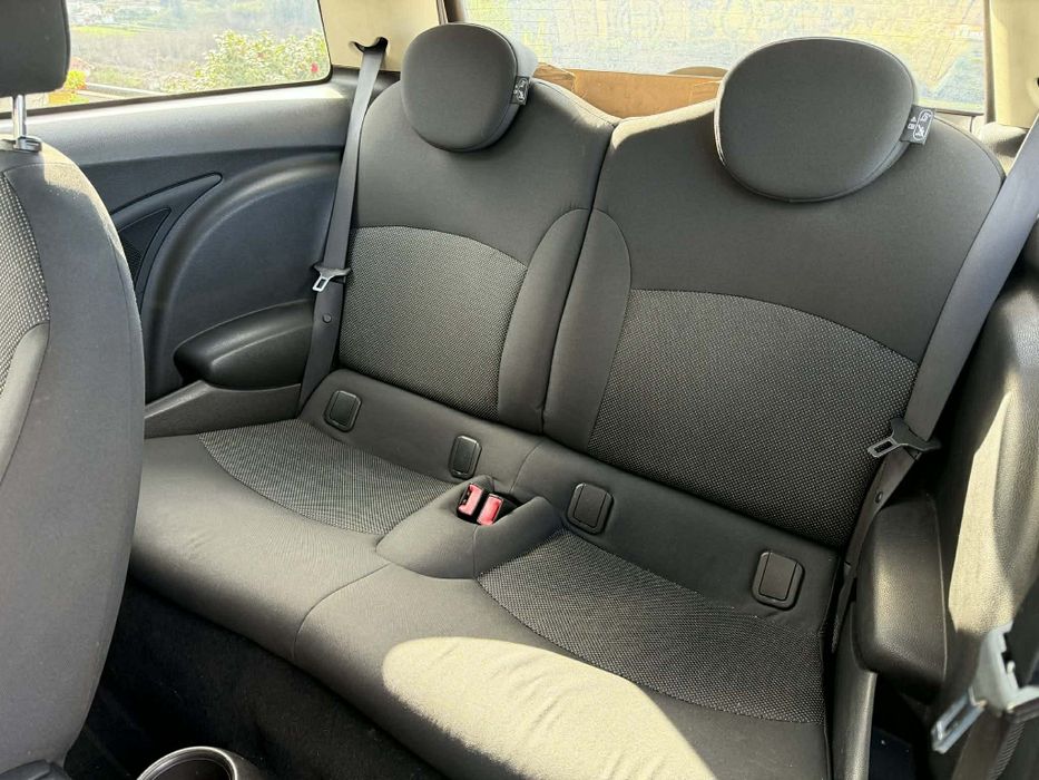 Vendo carro Mini 2011