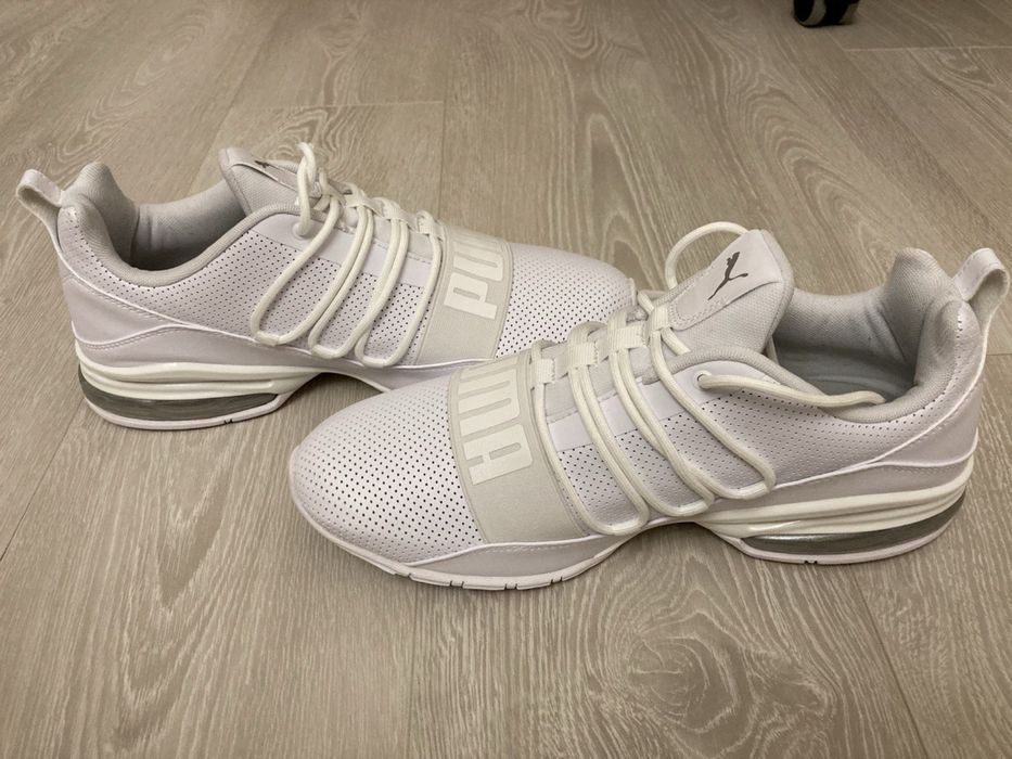 Чоловічі кросівки