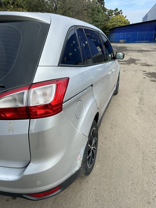 Ford C-MAX 2011 року