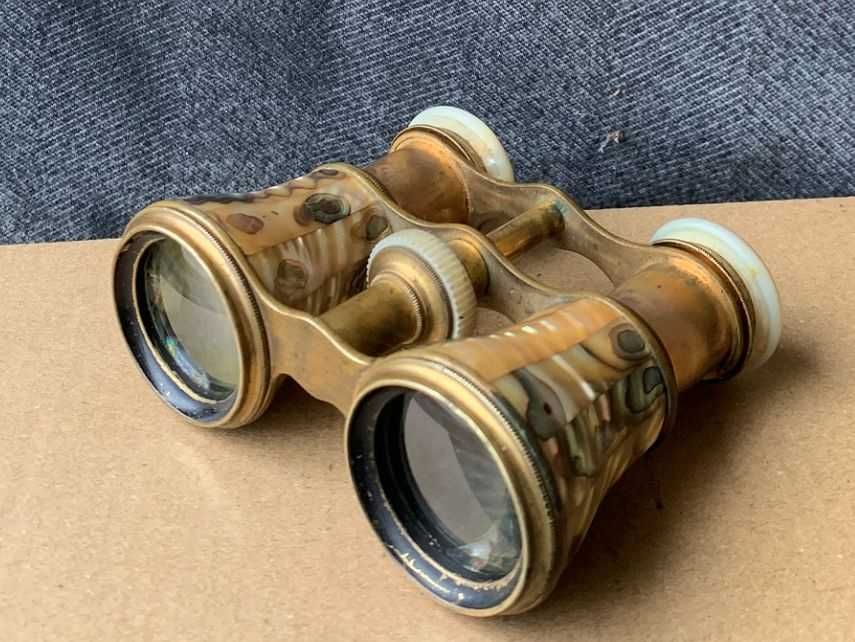 Бинокль старинный перламутр на ремонт