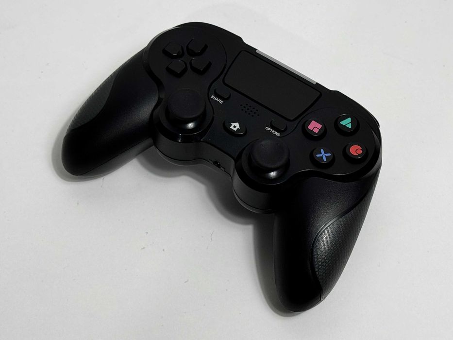 Pad bezprzewodowy Avenger do PS4 Playstation 4 | Bezprzewodowy | Czarny