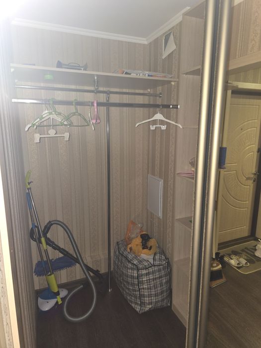 Сдам шикарную 4к квартиру на Лазурном. Автономное газовое отопление