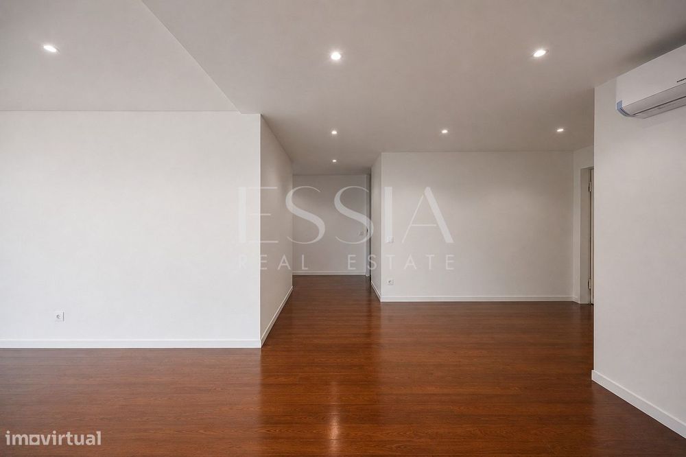 Apartamento T3 com Varanda no Varandas do Foco