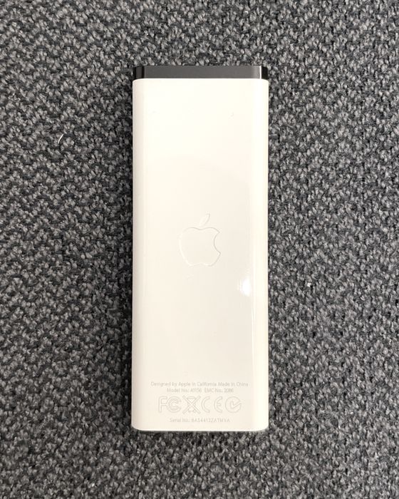 Apple Remote Vintage64751439120258121