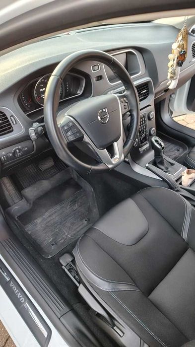 Volvo V40 Para Peças - Há Peças