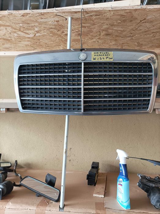 Grelhas Mercedes 190 e W124 Originais