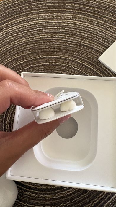 AirPods Pro 1° geração com MagSafe Charging Case e Lightning - só fone esquerdo