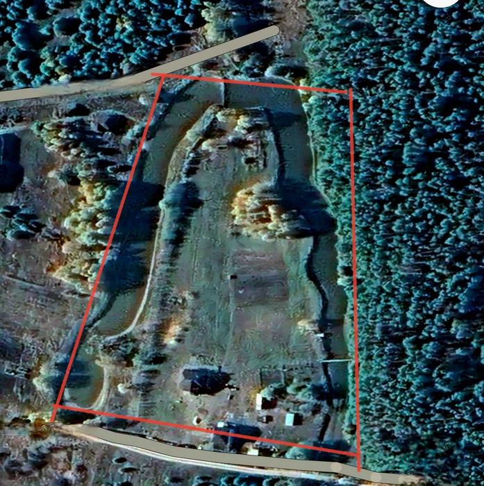Ділянка біля лісу з власним озером. Є газ, світло, вода. 3.27 Га