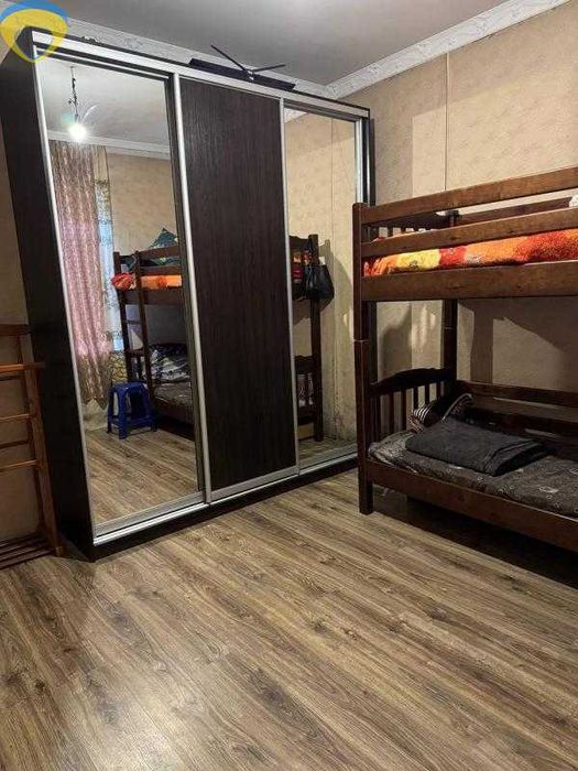 Отдельно стоящий дом  с ремонтом  на Николая Боровского.