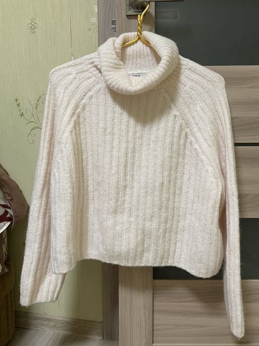 Zara светр пудра шерсть