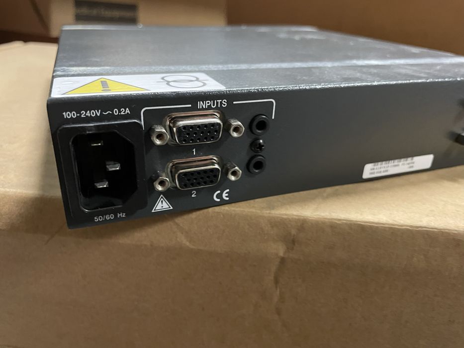 Video Switch VGA de 2 e 4 canais64550632265729123