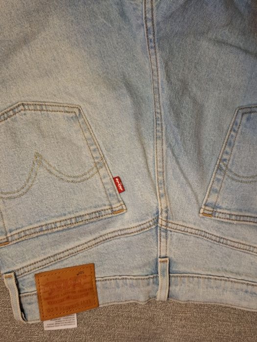 Spodnie damskie Levis