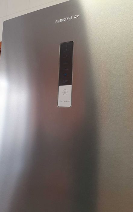 Geladeira Princess 321 litros