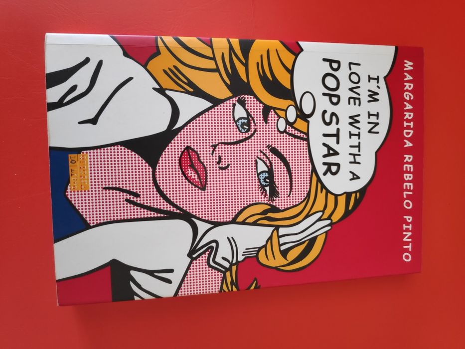 Livro "I'm in love with a pop star"