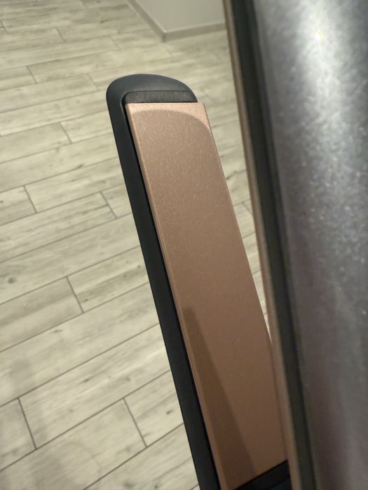 Prostownica i etui remington s8598 jak nowa keratin