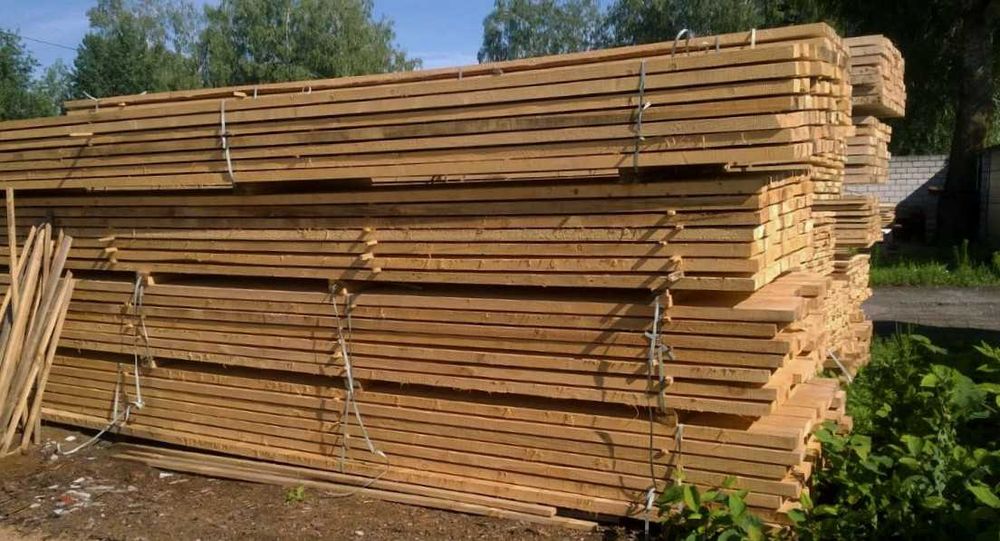 Пиломатеріал сосна 1 сорт різка 2–8 метрів