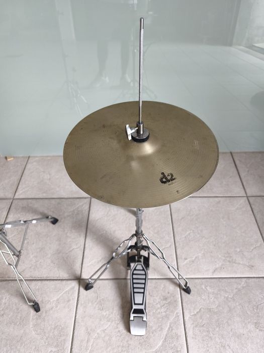 Hardware para bateria acústica