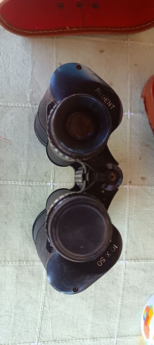 Binóculos Regent 10x50