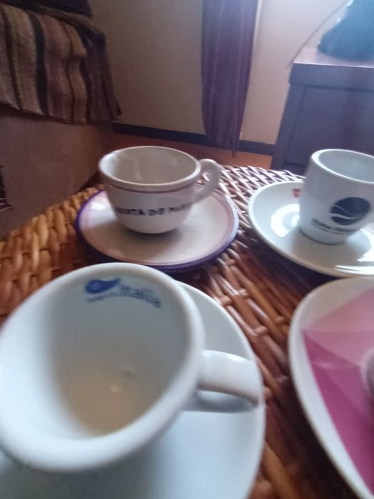 Conjunto de 4 chávenas de café