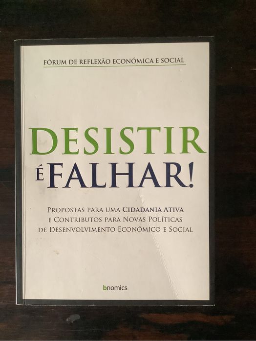 Livro “Desistir é Falhar” como novo