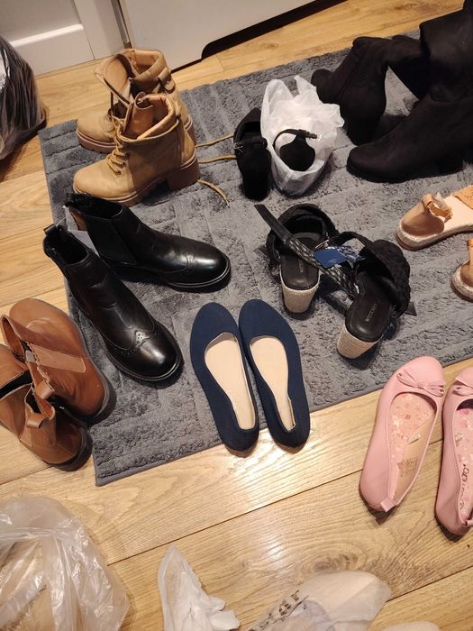 Nowe buty, różne rodzaje