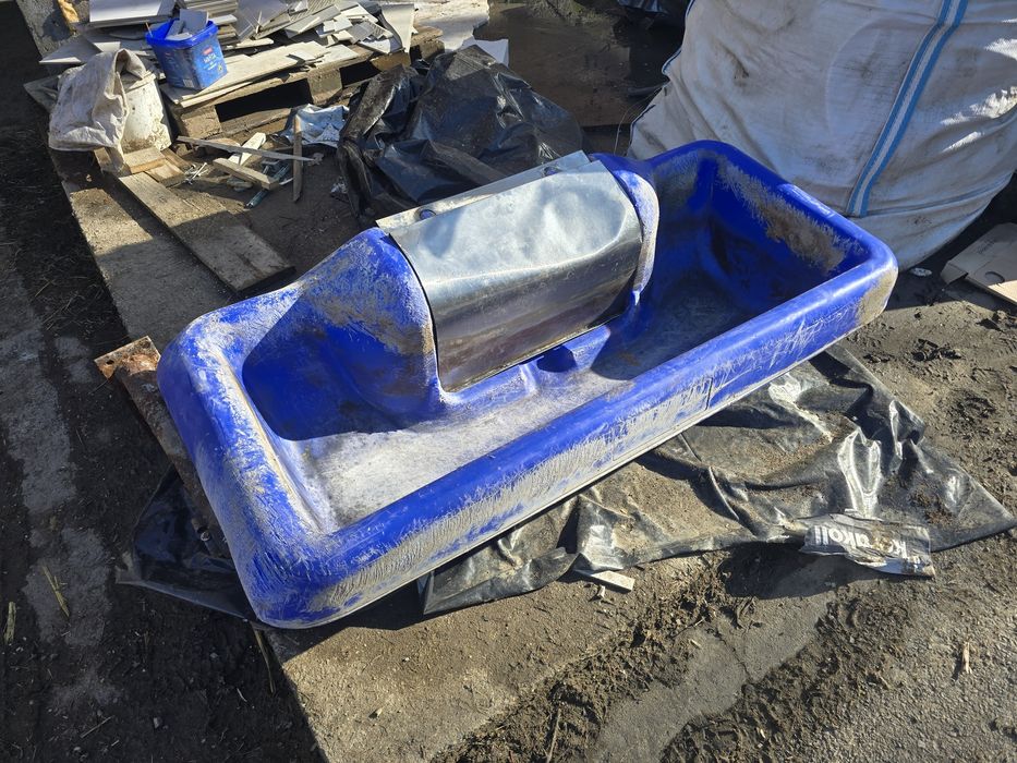 Poidło 120 litrów Delaval