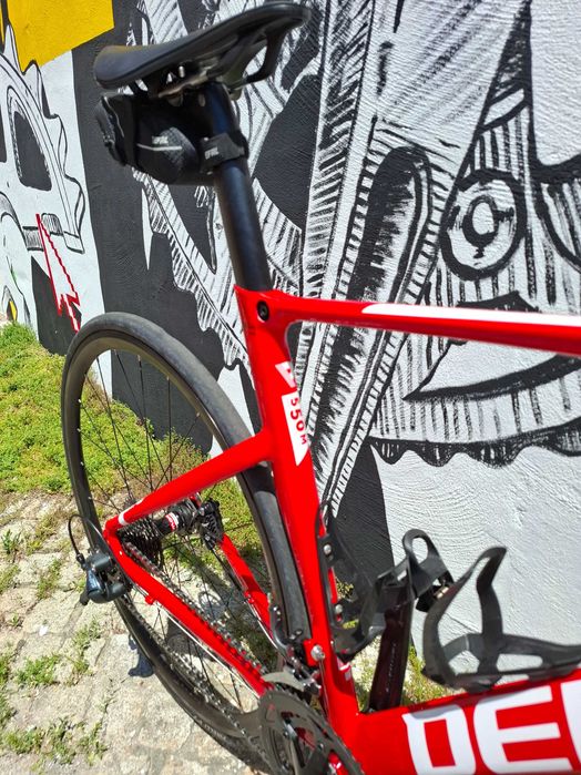 Bicicleta de estrada Dema