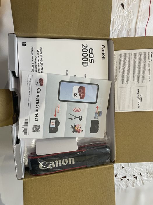 Canon EOS 2000D kit новий, запакований