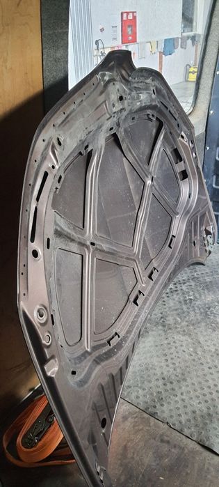 Капот skoda A7 2019 року