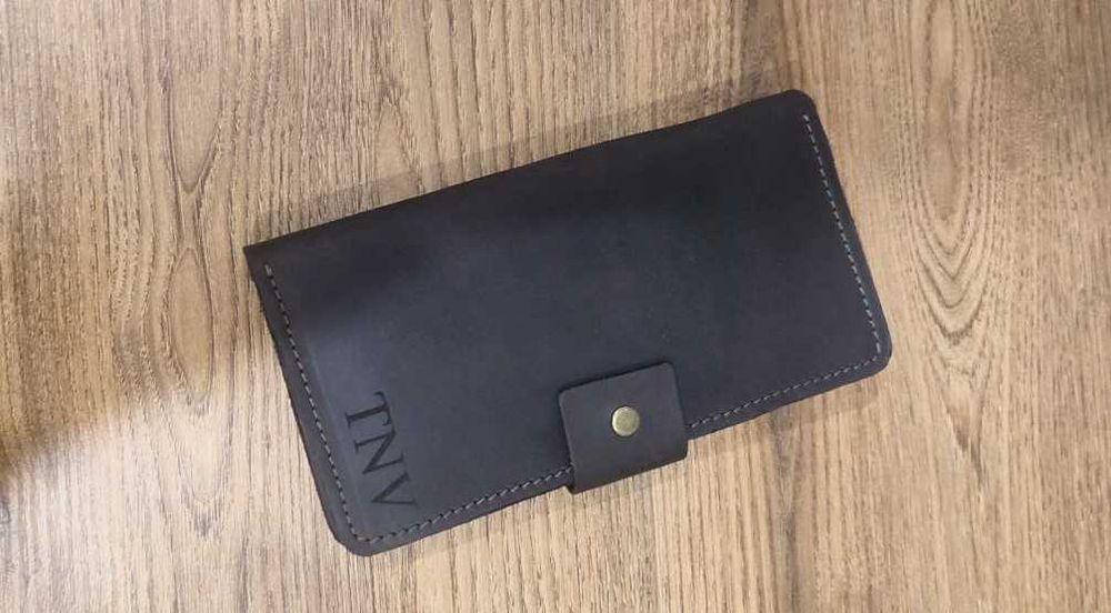 Гаманець з натуральної шкіри.