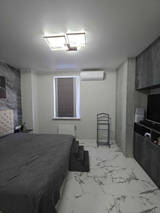 Красивая 1к.квартира с новым ремонтом на Сахарова+гараж