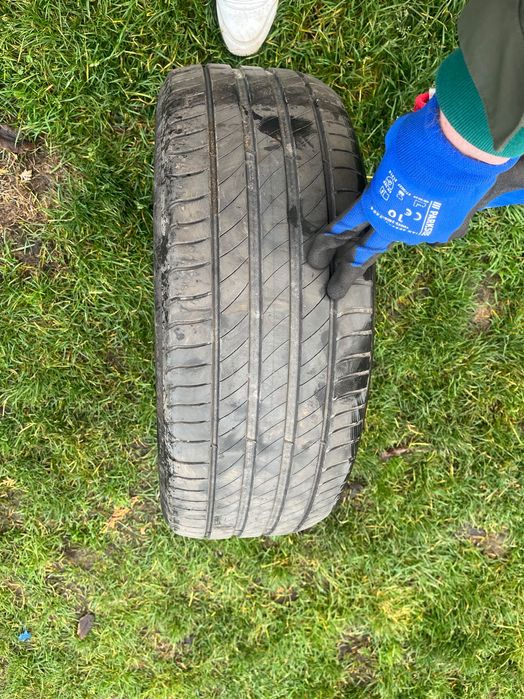 Michelin Primacy 4 215/50 R17