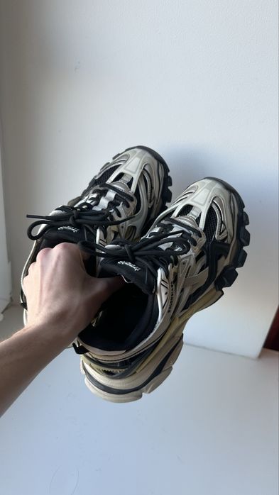 balenciaga track 2 42