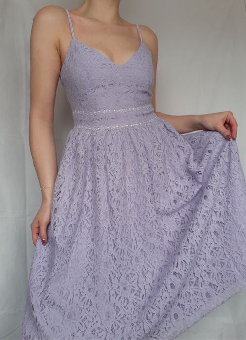 Fioletowa liliowa koronkowa sukienka na ramiączka midi 36/38 S/M