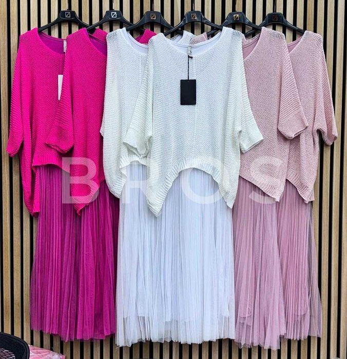 Sukienka na ram.i sweter over