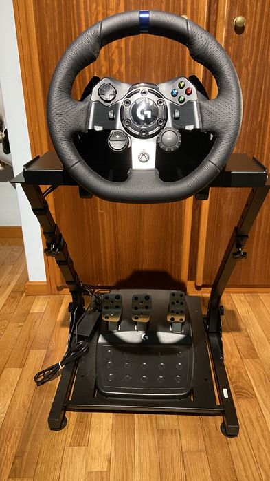 Volante Logitech + suporte + monitor