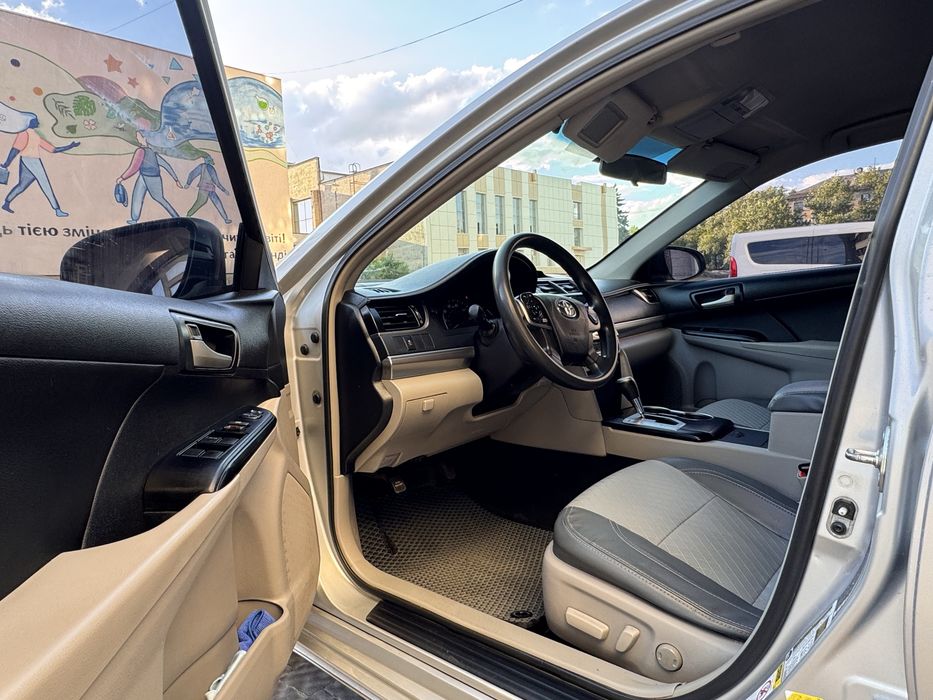 Toyota Camry XV50 LE 2.5 2013