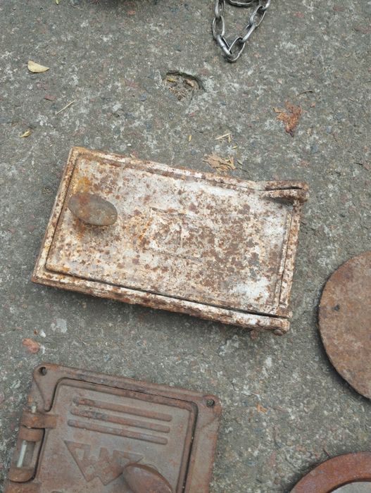 Продам двері і кільця для плити