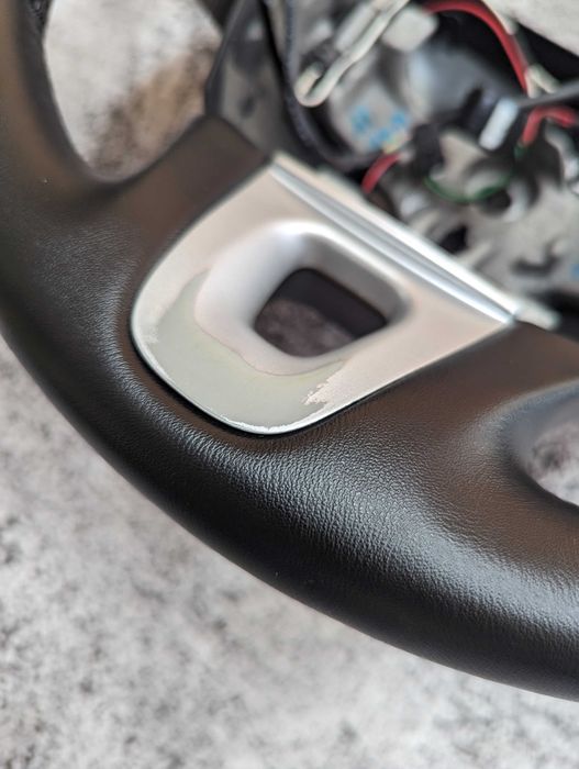 Kierownica Renault Megane 3  świeżo obszyta