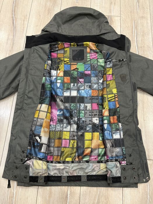 Куртка Oakley чоловіча M темно-сіра, лижна / сноубордична